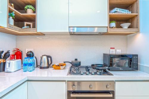 EasyGo - Downtown Views II T3 1BR - image 11