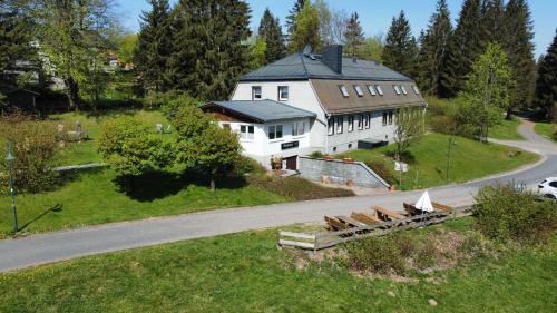 Ferienhaus Vier Jahreszeiten in Frauenwald, Deutschland