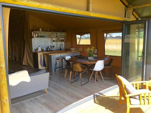 Wheatfields Luxury Glamping in Tenterden