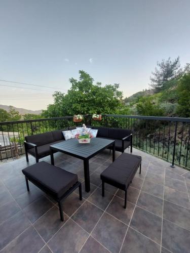 Veranda in 阿格羅斯