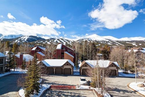 Corral 302S by Great Western Lodging in วอริเออร์ มาร์ค