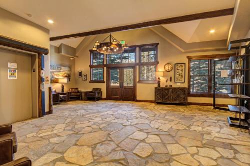 Corral 302S by Great Western Lodging in วอริเออร์ มาร์ค