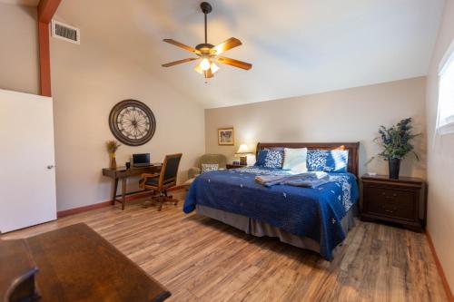 The Hideout at Hills Haven in Wimberley, USA