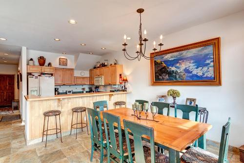 Corral 308W by Great Western Lodging in Warrior's Mark