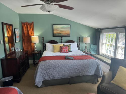 Bayberry Inn B&B and Oregon Wellness Retreat
