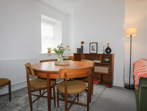 Maes Y Ddol Maes Y Ddol