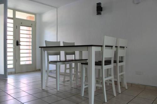 Gated paradise townhome/ airport in 케롤라이나