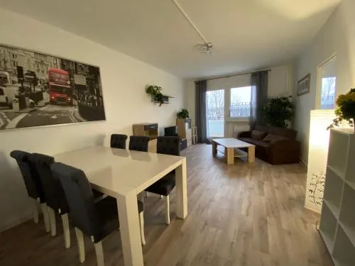 Wunderschöne und Handwerker und Monteur Wohnung 167 in Magdeburg, Deutschland