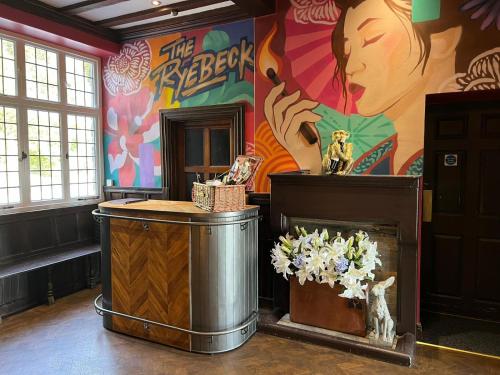 The Ryebeck Hotel in Storrs