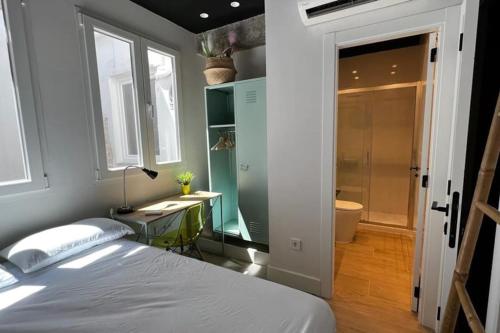 Beach Valencia Rooms Late Checkout 14 h free Netflix Tv, Valencia (foto 7)
