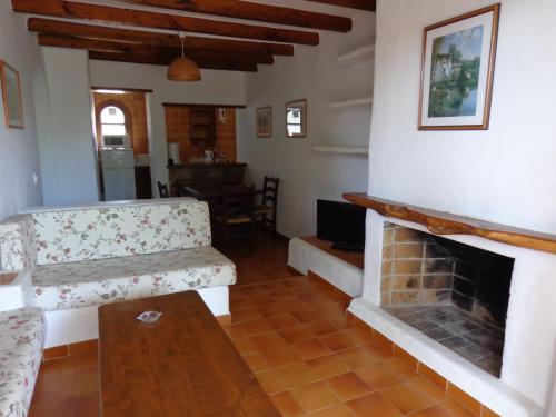 Apartamentos Los Pinares Benet - image 8
