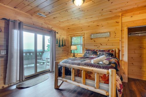 Cabin in the Clouds with Hot Tub Less Than 10Mi to Dollywood - image 11