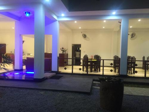 Aurora Hotel – Hikkaduwa, CO
