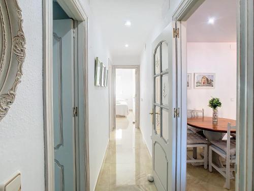 Apartment image 8