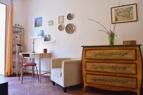 Two-Bedroom Apartment image 7