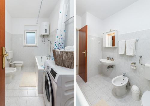 Apartment Tesic close to the sea with shared 4xbicycles