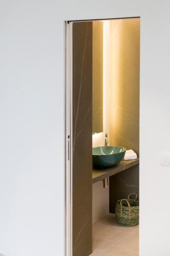 Aschitelli luxury retreat 3