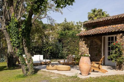 Modern New Stone Provencal Villa in Grimaud