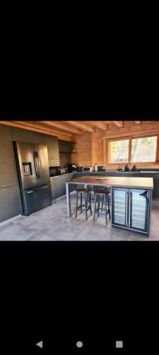 Chalet du Bois de l'Allier gîte à louer Échevis