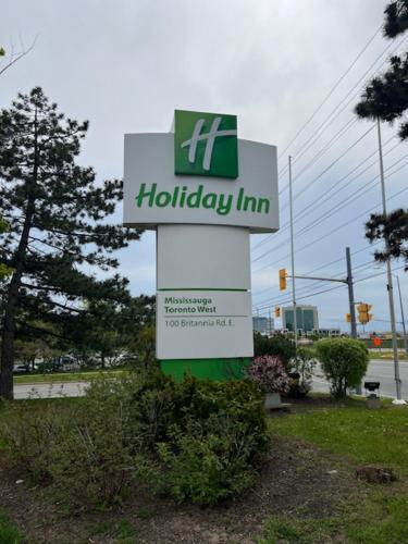 Holiday Inn - Mississauga Toronto West, an IHG Hotel