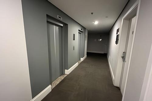 ENB | Ótima Suite hotel em SCS, próx a GM (ENB | Otima Suite hotel em SCS, prox a GM) in سو كيتانو دو سول