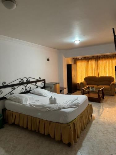 Deluxe Junior Suite image 3