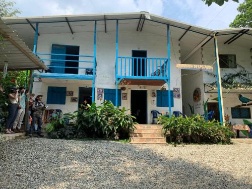 Posada de las Aves en San Rafael cerca del rio bizcocho - Avistamiento de aves al interior