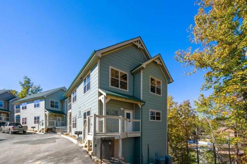 Dog Friendly, 3-Decks, Indoor Pool, Hot Tub with Arcade, Pigeon Forge (foto 2)
