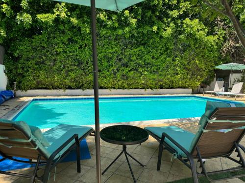 Mediterranean Villa Pool & Jacuzzi & BBQ Malibu & Hollywood Bliss