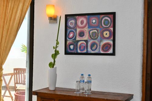 Pelicano Inn Playa del Carmen - Beachfront Hotel