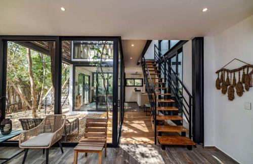 CHIC 3-Levels at MUN - Rooftop Deck - Pool in Tulum, Mexico