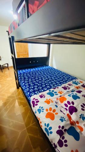 Casa Confortable 2 habitaciones, pateo , parqueadero, Medellín (zdjęcie 9)