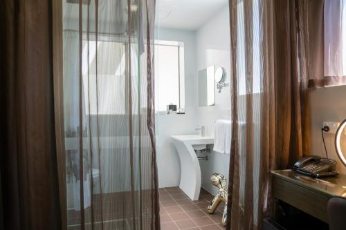 57Hotel - image 12