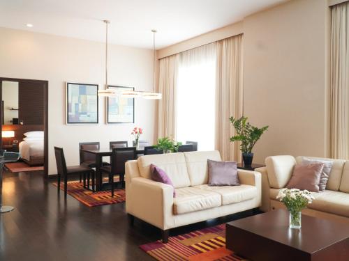 Marriott Executive Apartments Sukhumvit Park, Bangkok, Бангкок (фото 9)