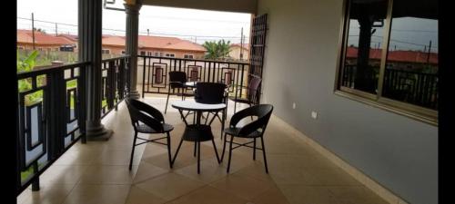 Erkély/terasz, Stylish House with Generator - Tema Community 25 in Dawhenya