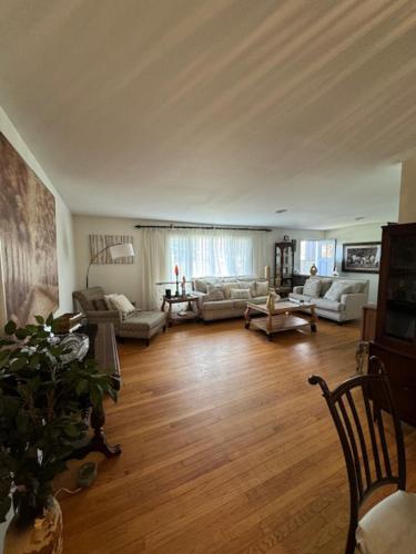 Tumbaros in Albany, USA