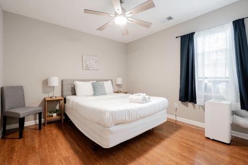 Dutch Creek Cottage- 10 mins to Lake Murray! in Irmo, USA