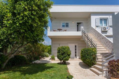 3 bedrooms, 3 beds