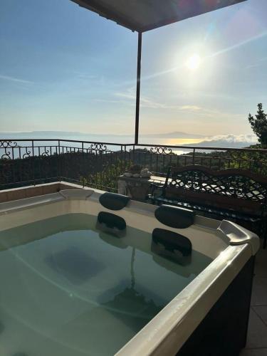 Golden Sunset Villa gîte à louer Saïdhóna