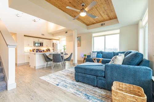 RiverWalk PentHouse Oasis w/Free Parking Gym Pool near San Antonio Művészeti Múzeum