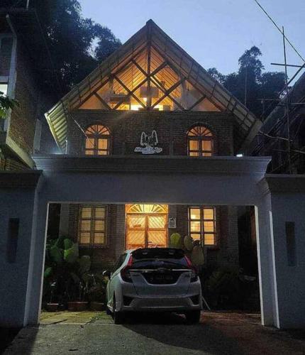 Ahmad Lodge Garden View – Bandung, KY