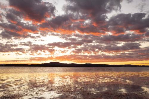 Exterior view of Reflections Lake Keepit - Holiday Park