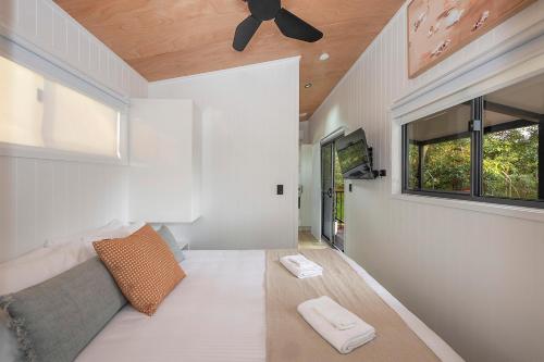 1 double bed