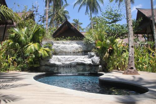 ANGKLA Beach Club & Boutique Resort