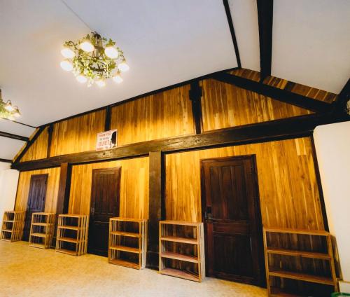 Exterior view,  Chanthavong Hostel in Luang Prabang