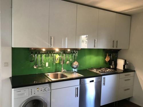 Kitchen, Design and art Comfortable holiday residence in Schlangenbad