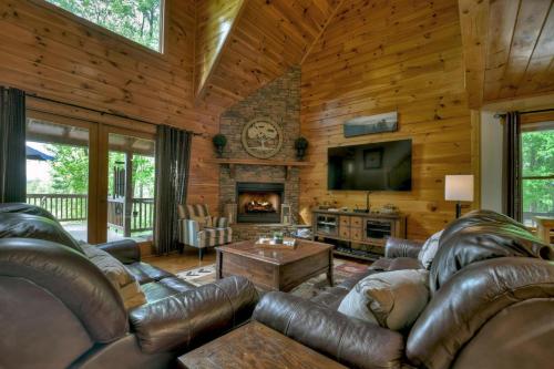 Deer Haven Bungalow in Ellijay, USA