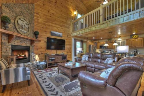 Deer Haven Bungalow in Ellijay, USA