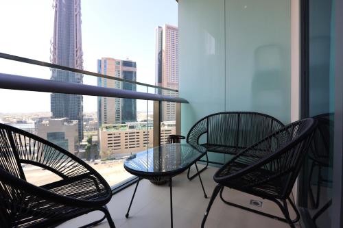 Elegant 1BR Oasis Burj Vista Steps to Burj Khalifa - 11AB08, Dubai (Foto 9)