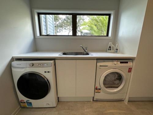 Seaside Serenity 4BR Modern Home